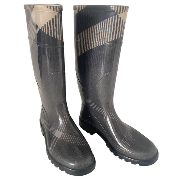 Burberry Wellington Check Rubber Rain Boots in Grey and Tan, Size 36 ⬇️ - Picture 1 of 4